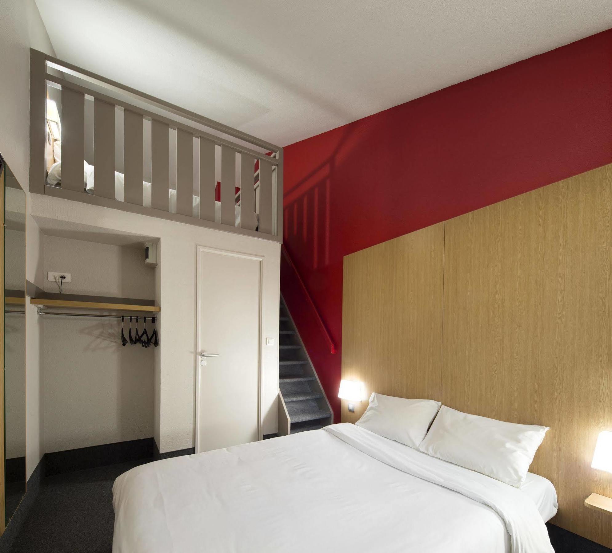 B&B Hotel Metz Augny ภายนอก รูปภาพ