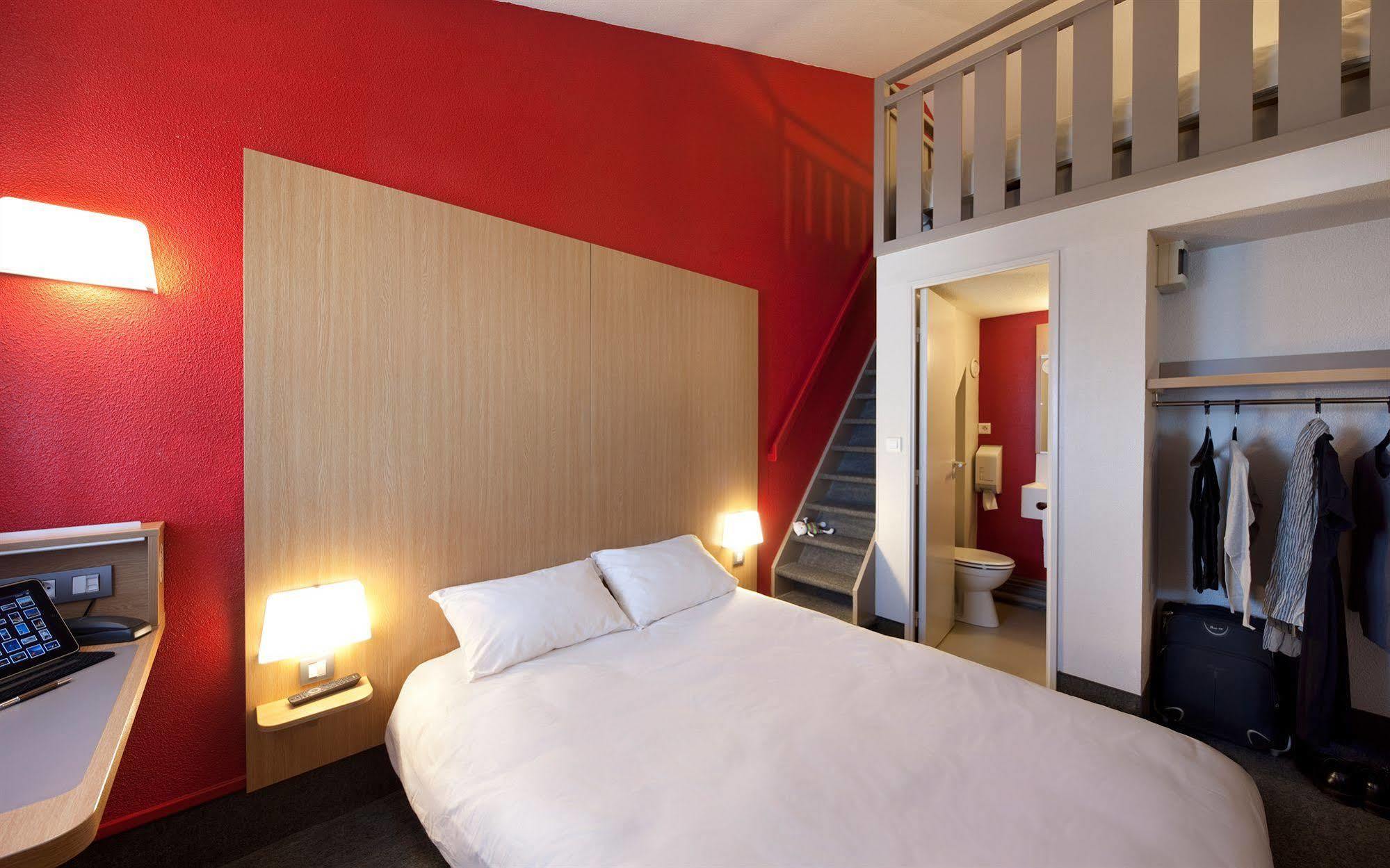 B&B Hotel Metz Augny ภายนอก รูปภาพ